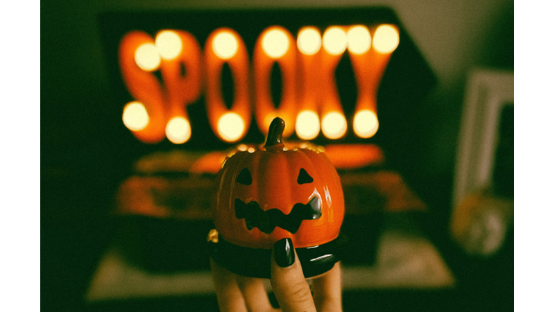 EVİNİZİN BİR KÖŞESİ CADILAR BAYRAMI RUHUNU YANSITSIN