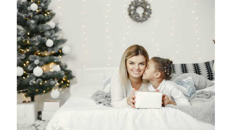 YILBAŞI RUHU: ANNE VE KIZLARI