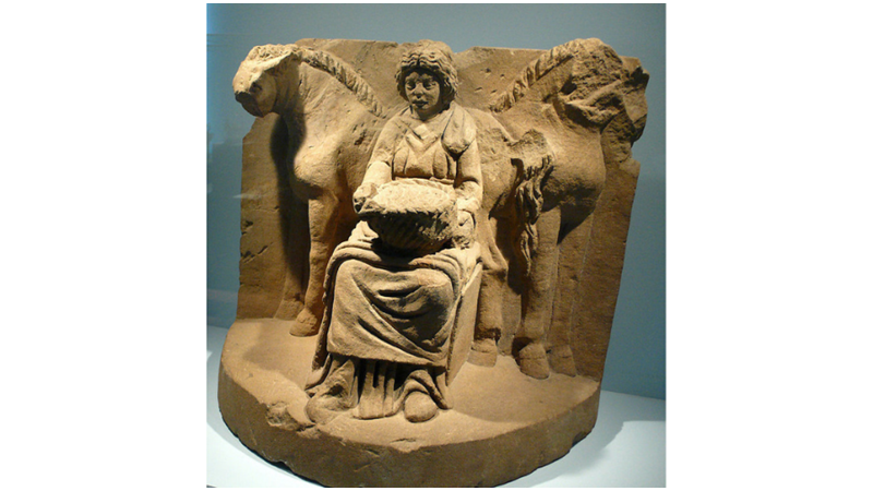 ÖLÜLERİ AT SIRTINDA TAŞIYAN TANRIÇA: EPONA