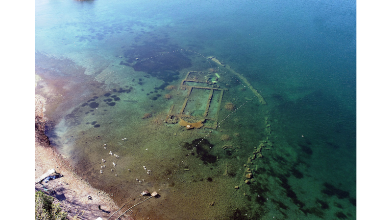 İZNİK GÖLÜ’NDEKİ BAZİLİKADA NOEL BABA KOLYESİ