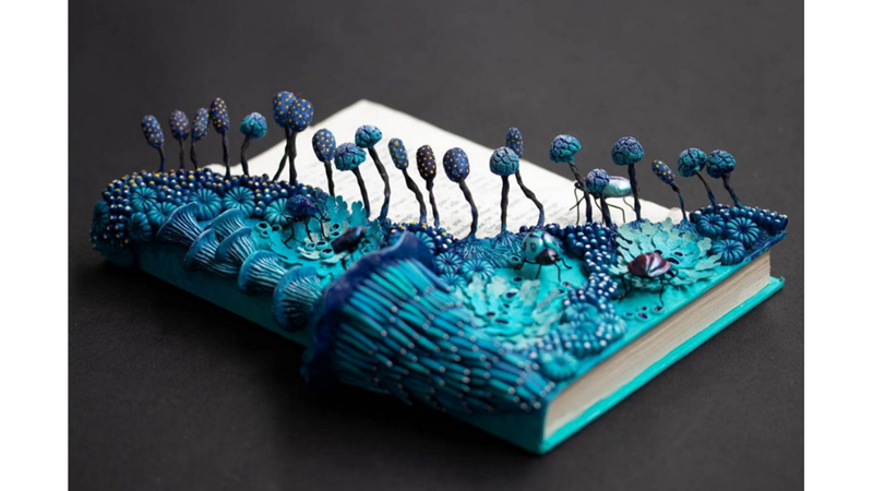 LIVING BOOKS FROM STEPHANIE KILGAST