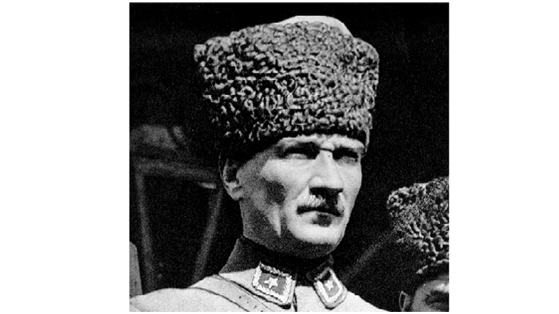 ATAMIZIN SEVDİĞİ ŞARKILARI DİNLEYELİM