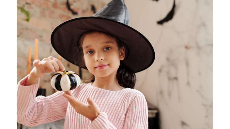 CADILAR BAYRAMI'NIN AİLE EĞLENCESİ HALİ: KOSTÜM, DEKOR VE YİYECEKLER (PART II)