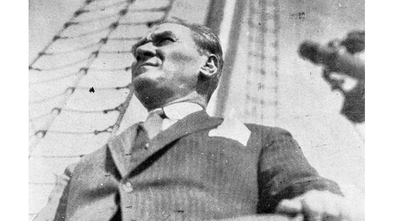 MUSTAFA KEMAL'İN ATATÜRK OLDUĞU GÜN