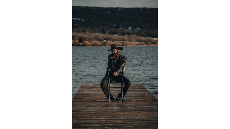 SİYAH SEVERLERE SONBAHARDAN KIŞA GEÇİŞ KOMBİNİ