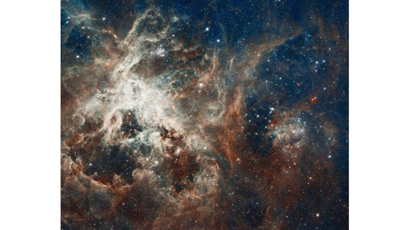 ONE OF HUBBLE'S LARGEST MOSAIC IMAGES: 30 DORADUS