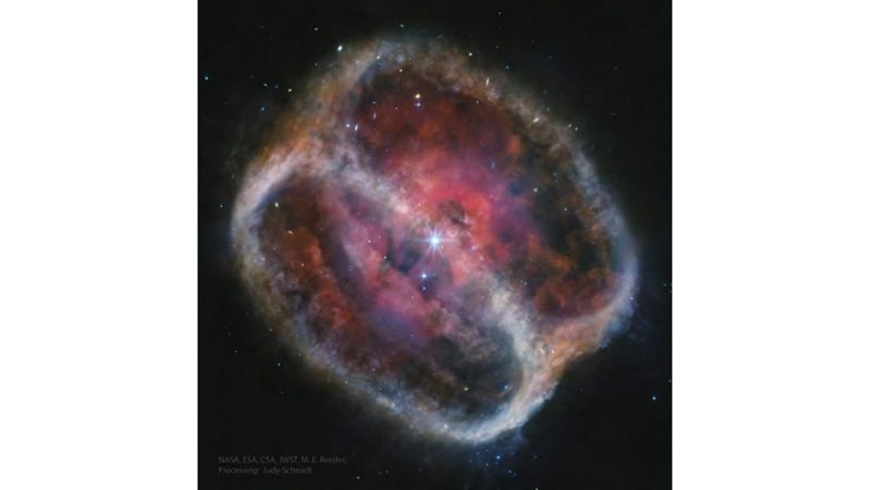 HALF-APPLE-SHAPED NEBULA: NGC 1514