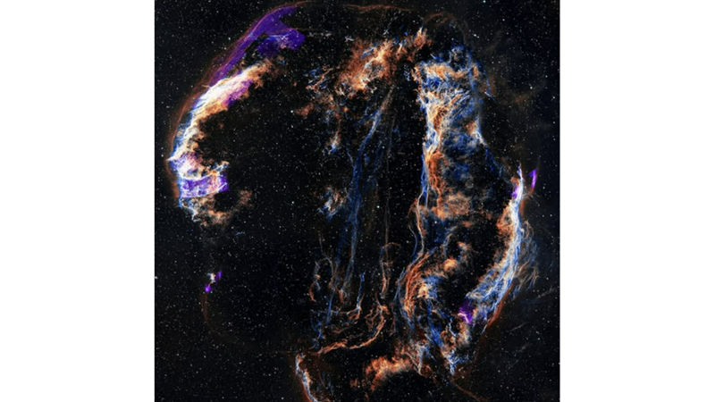 HALF-APPLE-SHAPED NEBULA: NGC 1514