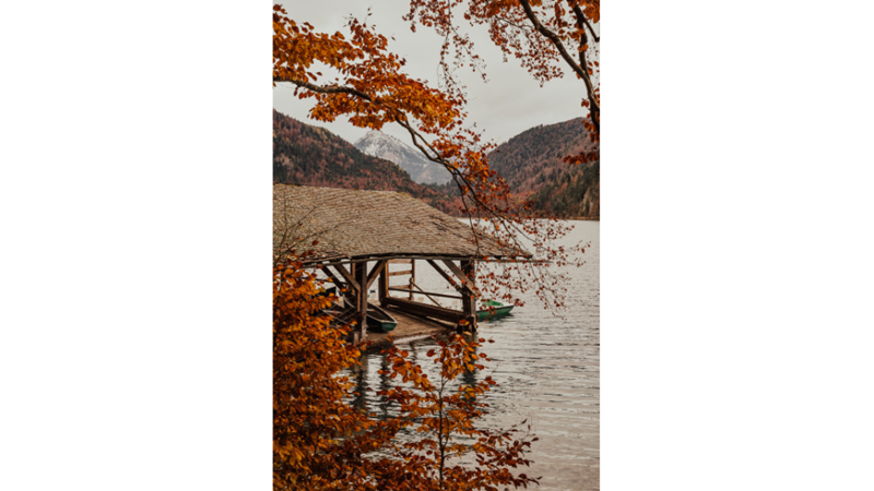 İLHAMLIK POZLAR: SONBAHAR RENKLERİNE KENDİNİ KAPTIRMAK