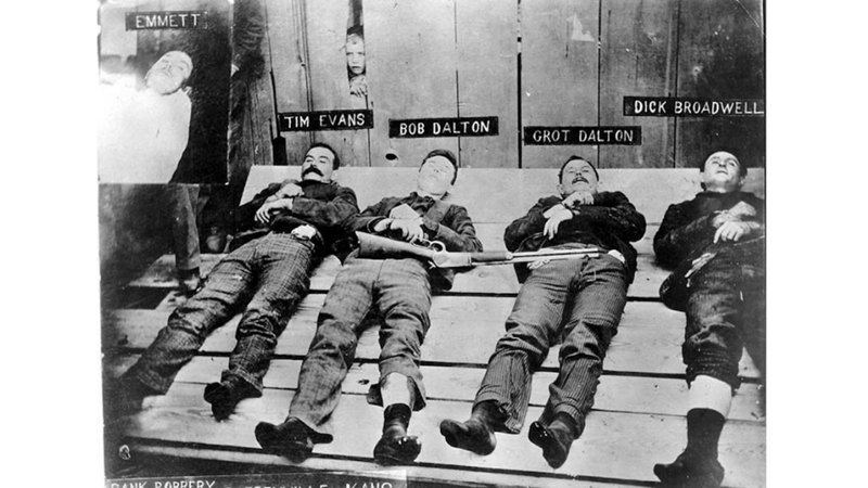 ÇİZGİ FİLME KONU OLAN: DALTON KARDEŞLER