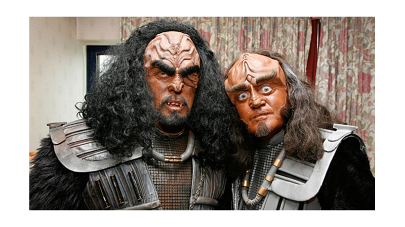 DİZİ VE FİLMLERDEKİ YAPAY DİLLER NASIL ÜRETİLİYOR?