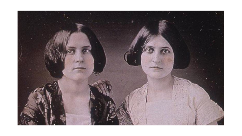 THE FIRST PROFESSIONAL MEDIAUMS IN HISTORY: FOX SISTERS