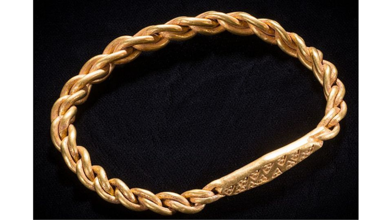 ONLAR SADECE BARBAR DEĞİLDİ: VİKİNGLERİN TAKILARI