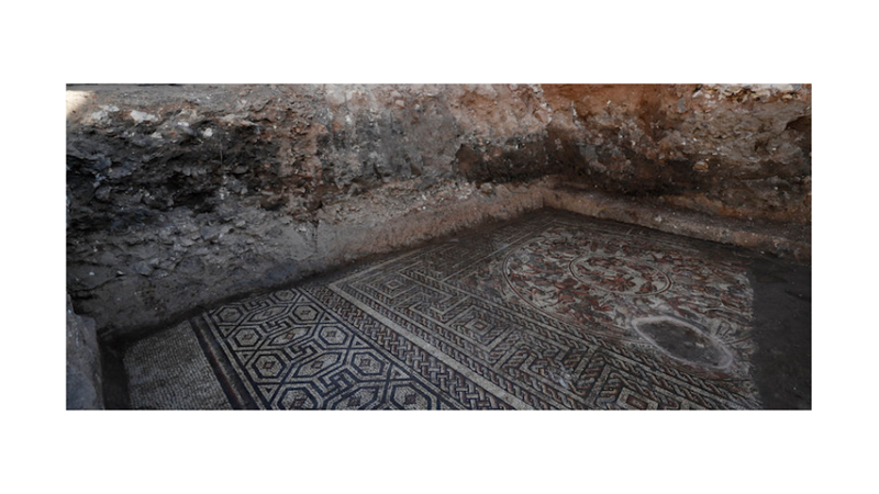 TROYA SAVAŞI’NI BETİMLEYEN MOZAİK BULUNDU