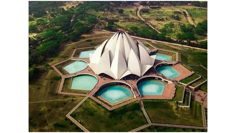 HERKESE AÇIK TAPINAK: LOTUS BAHAİ TAPINAĞI