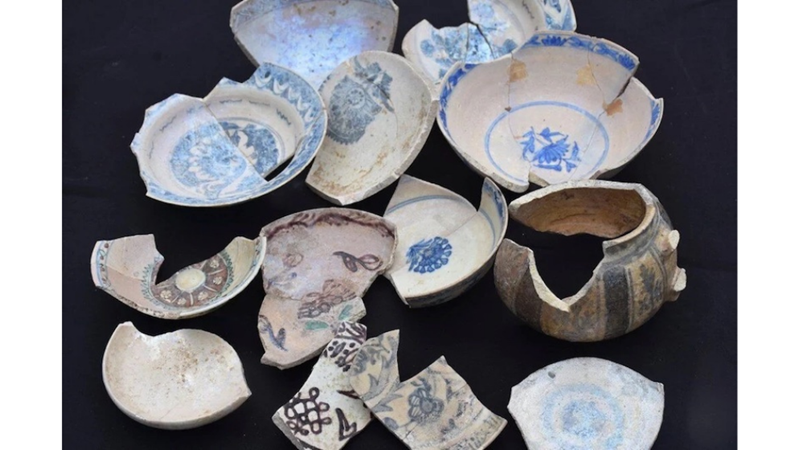 ANTİK KENTTE ORTAYA ÇIKAN OSMANLI FİNCANLARI