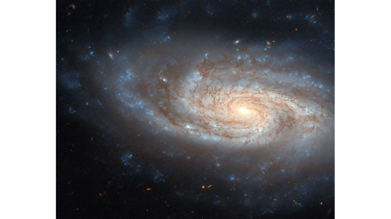 KLASİK SPİRAL GALAKSİNİN AYRINTILI GÖRÜNTÜSÜ