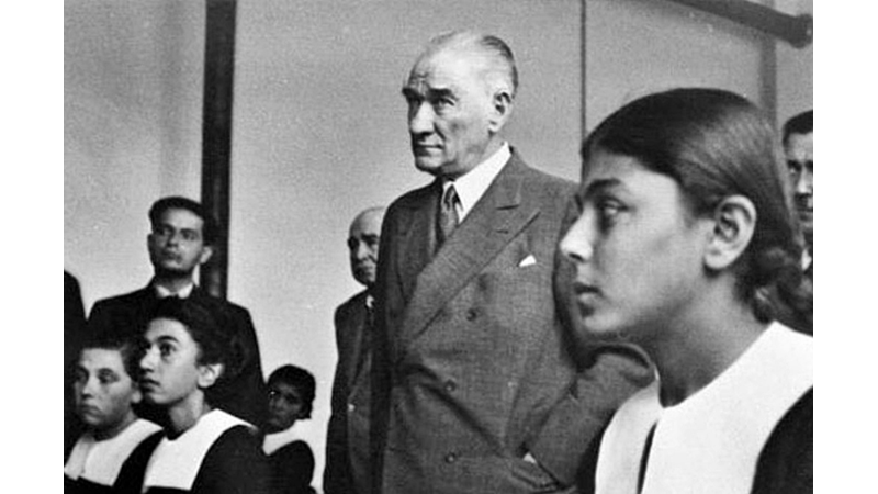 24 KASIM: ÖĞRETMENLER GÜNÜ