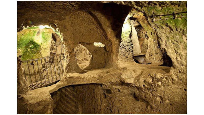 YERİN ALTINDA BİLİNMEZLİKLERLE DOLU BİR ŞEHİR