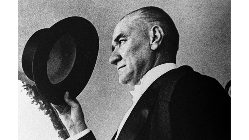 MUSTAFA KEMAL'İN ATATÜRK OLDUĞU GÜN: 24 KASIM