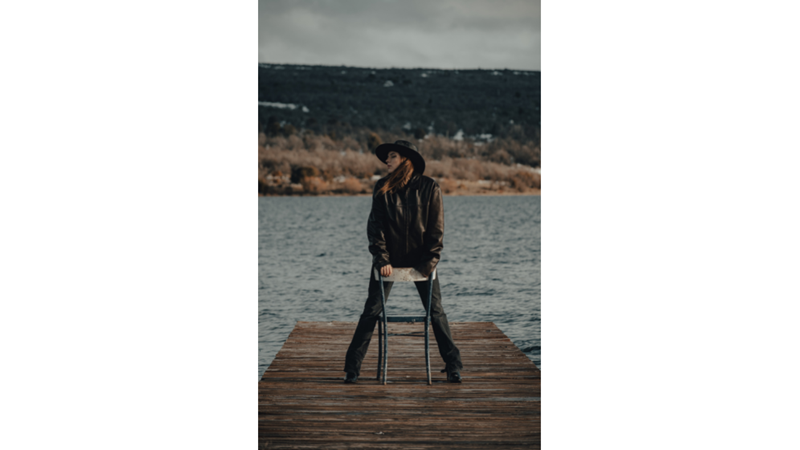 SİYAH SEVERLERE SONBAHARDAN KIŞA GEÇİŞ KOMBİNİ