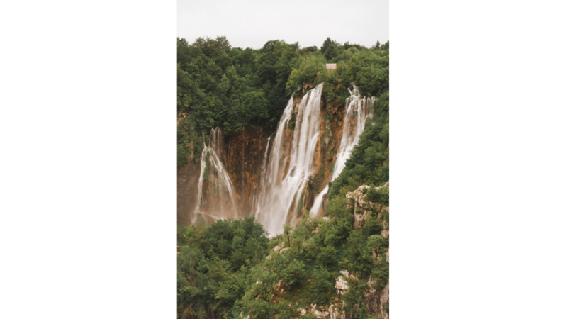 FOTOĞRAF ALBÜMÜ: MAVİ, TURUNCU VE YEŞİL