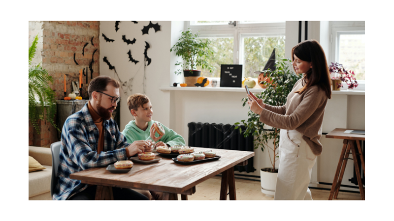 CADILAR BAYRAMI'NIN AİLE EĞLENCESİ HALİ: KOSTÜM, DEKOR VE YİYECEKLER (PART II)