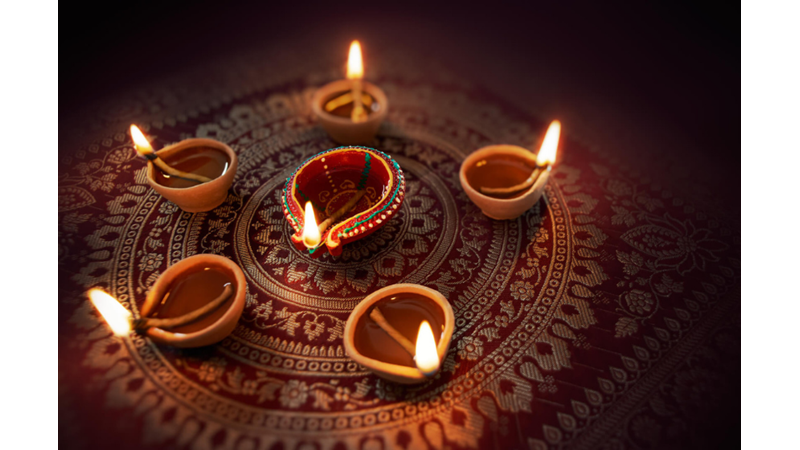 İÇİMİZDEKİ İYİ VE KÖTÜNÜN ARASINDAKİ SAVAŞI ÇÖZMEK: DİWALİ