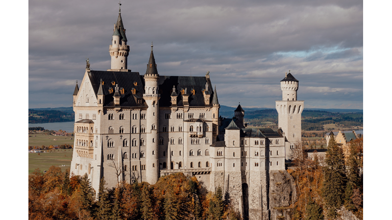 İLHAMLIK POZLAR: SONBAHAR RENKLERİNE KENDİNİ KAPTIRMAK