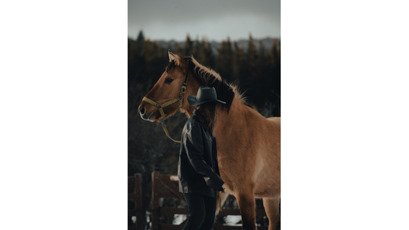 SİYAH SEVERLERE SONBAHARDAN KIŞA GEÇİŞ KOMBİNİ