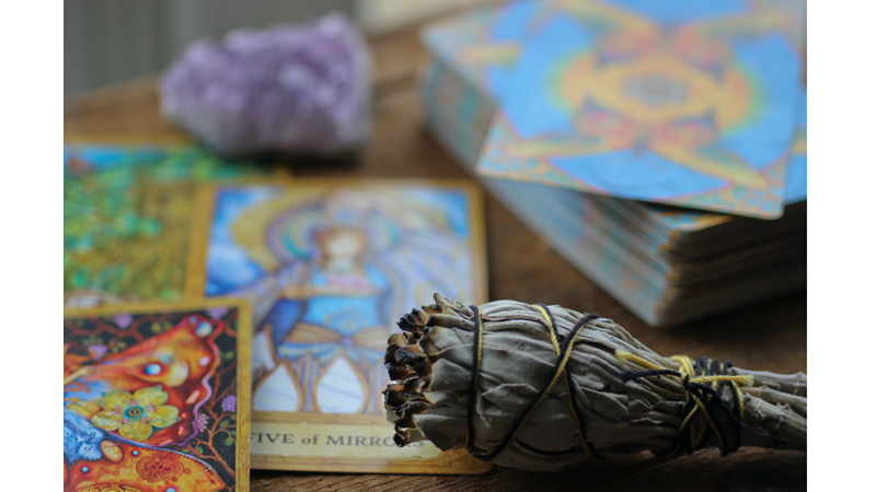 MEDYUMLARIN KULLANDIĞI 6 YÖNTEM