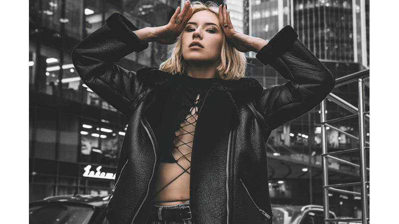 GÜNÜN KOMBİNİ: İNDİRİMDEN ALINAN BIKER CEKET VE DİĞER İNDİRİMLİ PARÇALAR