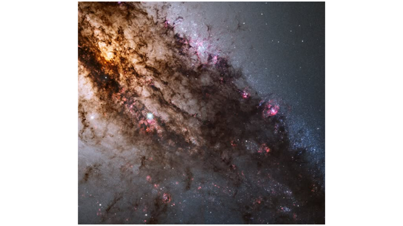 GALAXY THAT COLLIDED WITH ANOTHER GALAXY IN ANCIENT TIMES: CENTAURUS A