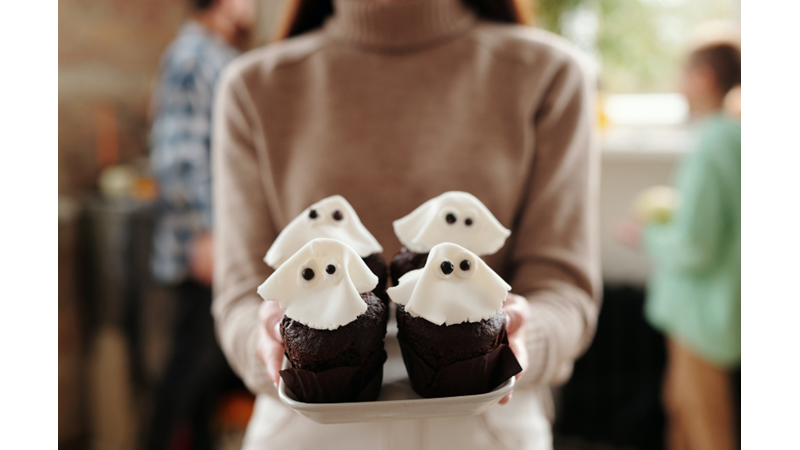 CADILAR BAYRAMI'NIN AİLE EĞLENCESİ HALİ: KOSTÜM, DEKOR VE YİYECEKLER (PART II)