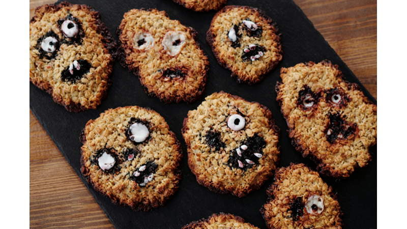 CADILAR BAYRAMI'NIN AİLE EĞLENCESİ HALİ: KOSTÜM, DEKOR VE YİYECEKLER (PART I)