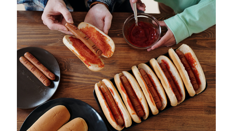 CADILAR BAYRAMI'NIN AİLE EĞLENCESİ HALİ: KOSTÜM, DEKOR VE YİYECEKLER (PART I)