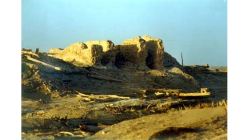 SIRLARIYLA YOK OLAN KENT: LOULAN