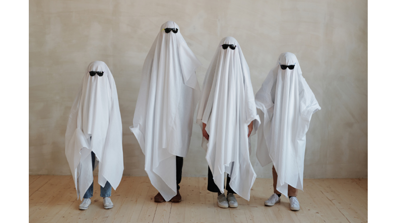 CADILAR BAYRAMI'NIN AİLE EĞLENCESİ HALİ: KOSTÜM, DEKOR VE YİYECEKLER (PART I)