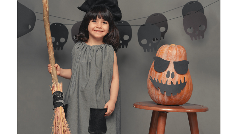 ÇOCUKLAR İÇİN MASRAFSIZ CADILAR BAYRAMI KOSTÜMÜ