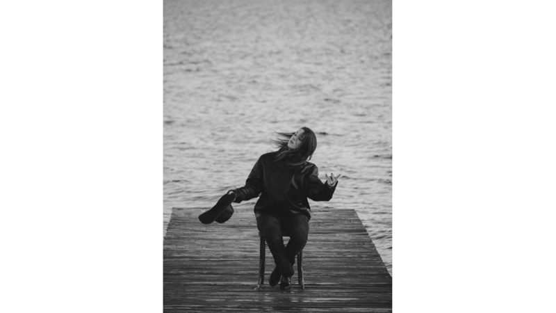 SİYAH SEVERLERE SONBAHARDAN KIŞA GEÇİŞ KOMBİNİ