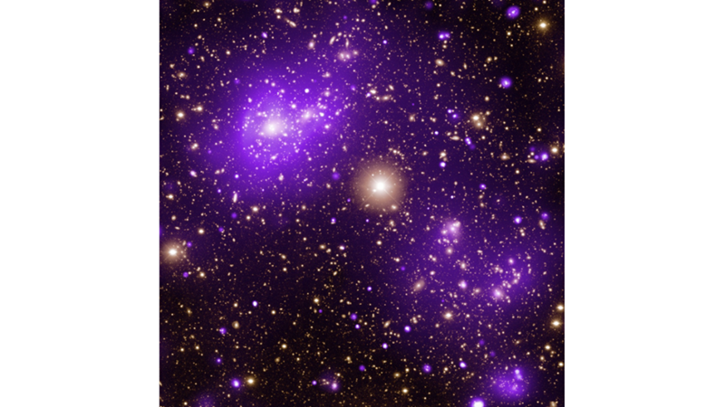 PARLIYOR AMA ALTIN DEĞİL: ABELL 2125