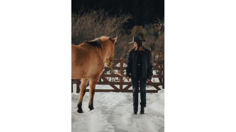 SİYAH SEVERLERE SONBAHARDAN KIŞA GEÇİŞ KOMBİNİ