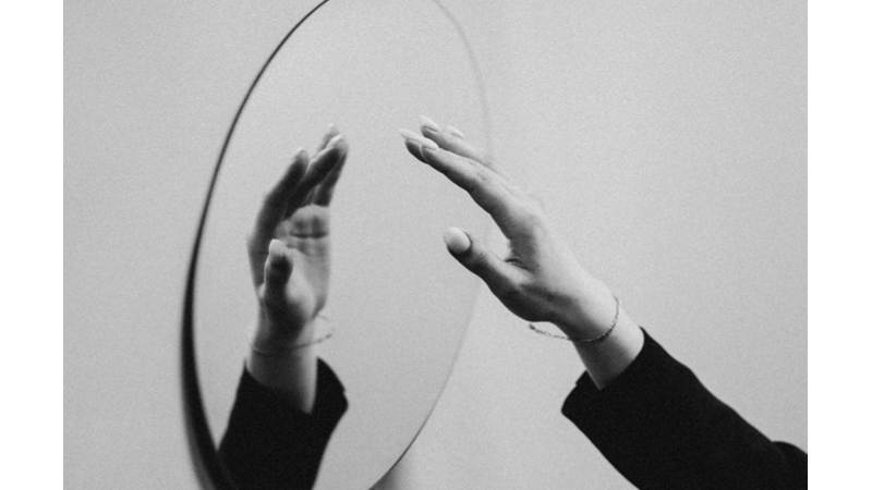 BAŞKALARINDAN BEKLEDİĞİMİZ NE VARSA ÖNCE KENDİMİZ YAPMALIYIZ