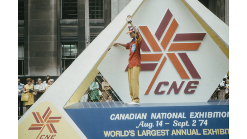 ESKİ ALBÜMLERİ KARIŞTIRIYORUZ: KANADA (II)