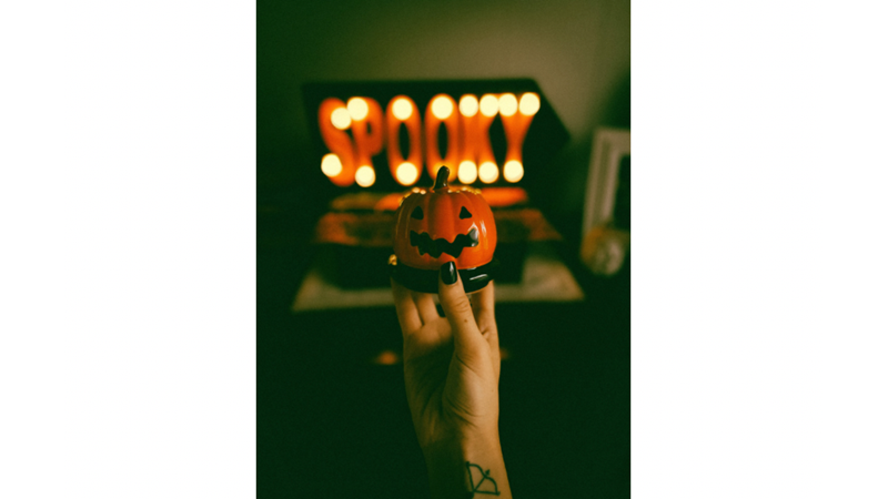 EVİNİZİN BİR KÖŞESİ CADILAR BAYRAMI RUHUNU YANSITSIN