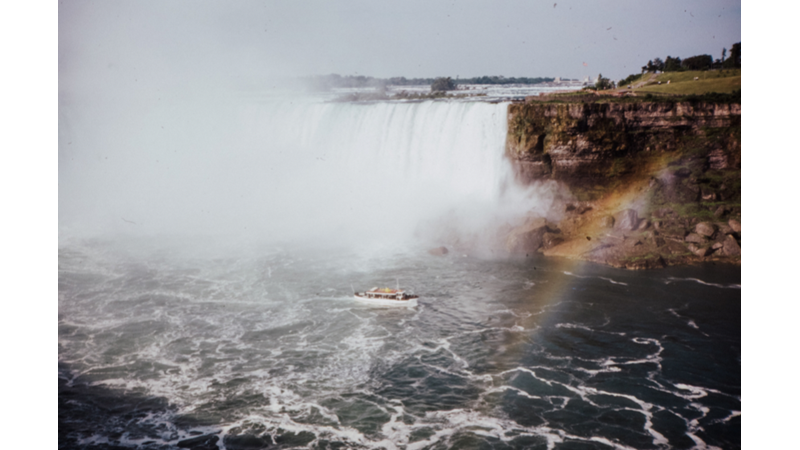ESKİ ALBÜMLERİ KARIŞTIRIYORUZ: KANADA (II)