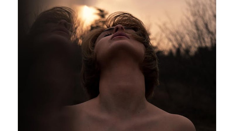 Düşünmek Yerine Hissetmek