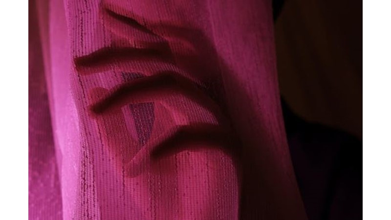 Bugün Bir Şey Gizlemek