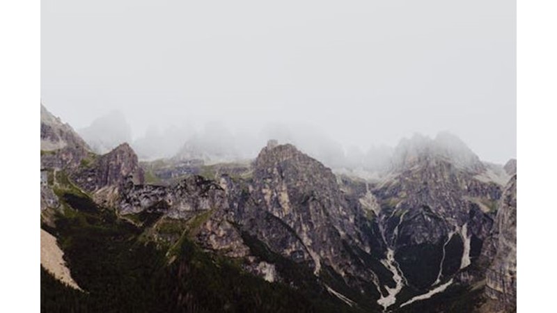 Doğu'da Yeni Bir Düşman