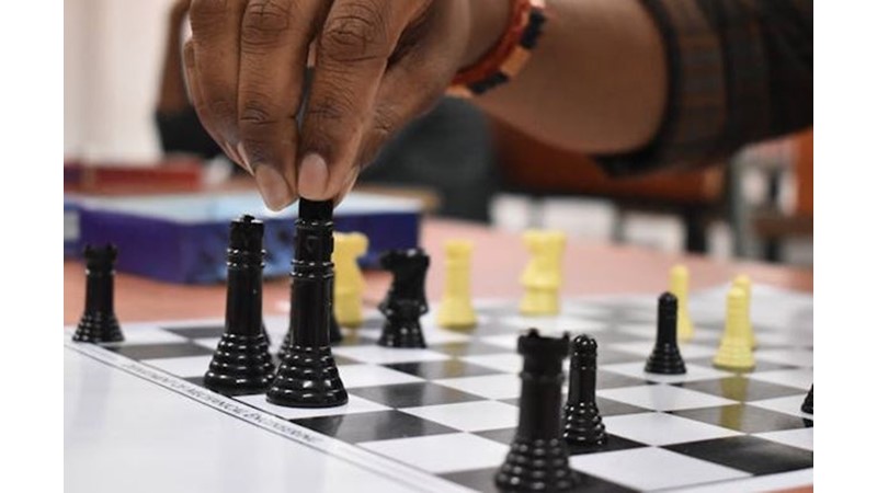 Bilmeyen İnsanın Karar Vermesi